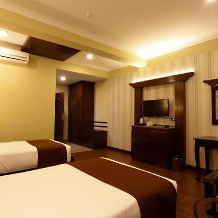 Da Yatra Courtyard Hotel & Resort Pokhara Zewnętrze zdjęcie