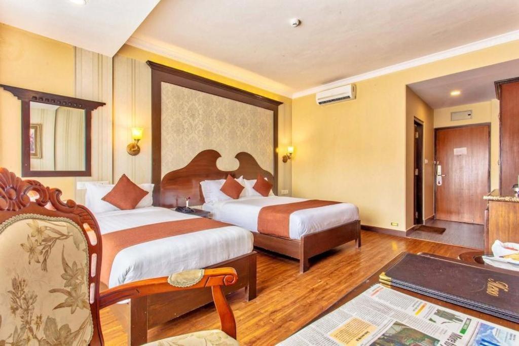Da Yatra Courtyard Hotel & Resort Pokhara Zewnętrze zdjęcie